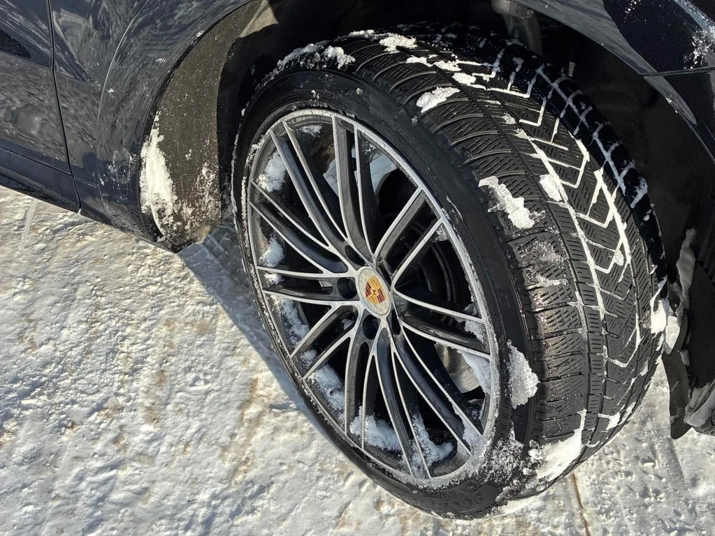 Porsche Cayenne * Turbo * CARFAX * ДИСТРОНИК* 360 КАМЕРИ*  - изображение 7