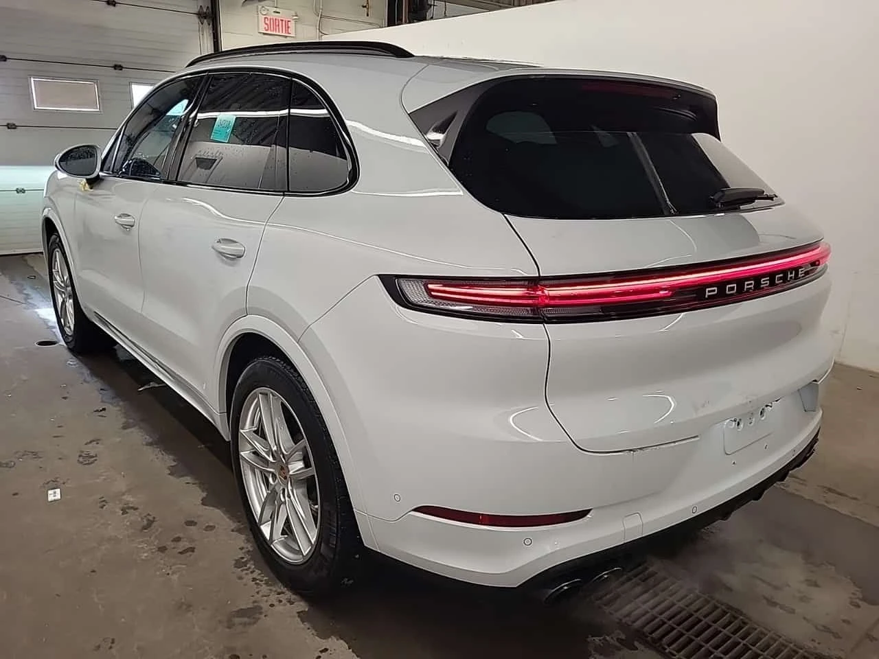 Porsche Cayenne * 360 КАМЕРИ* CARFAX  - изображение 4