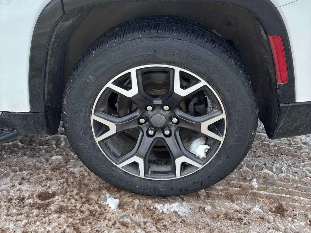 Jeep Grand Wagoneer * АВТО КРЕДИТ* ЦЕНА ДО БГ * СЕРВИЗНА ИСТОРИЯ *  - изображение 6