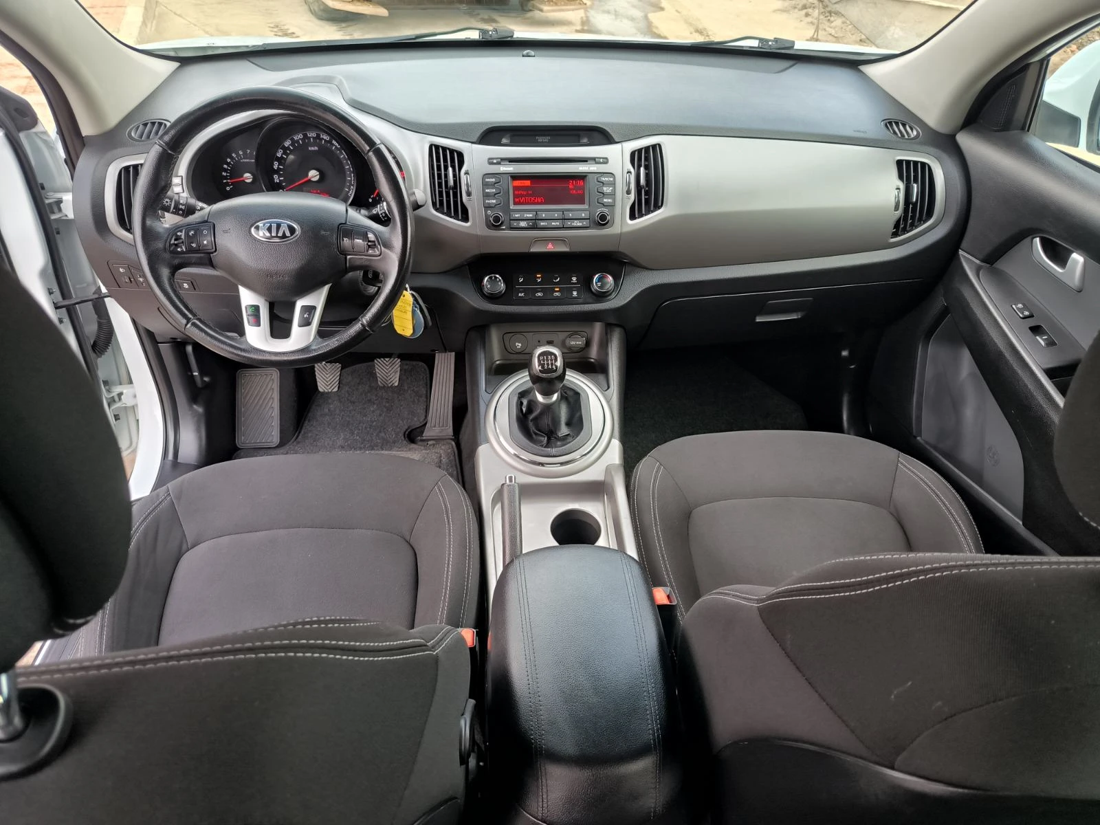 Kia Sportage 1.6i-6sk-Euro-5B, снимка 14 - Автомобили и джипове - 53824365