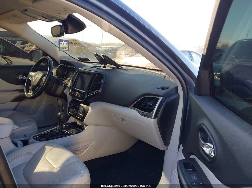 Jeep Cherokee 3.2L V-6 DOHC, 271HP 4X4 Drive, снимка 5 - Автомобили и джипове - 53978214