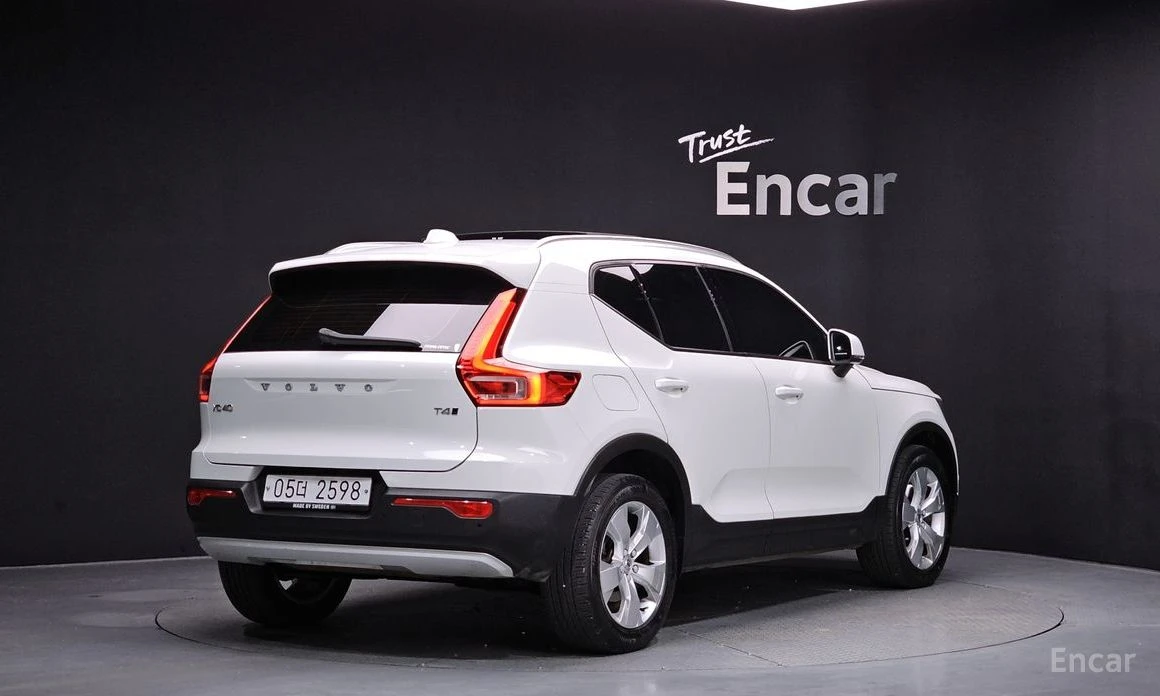 Volvo XC40 ���������* �����* 360������* LANE* ASSIST*  | Mobile.bg � ����������� 2