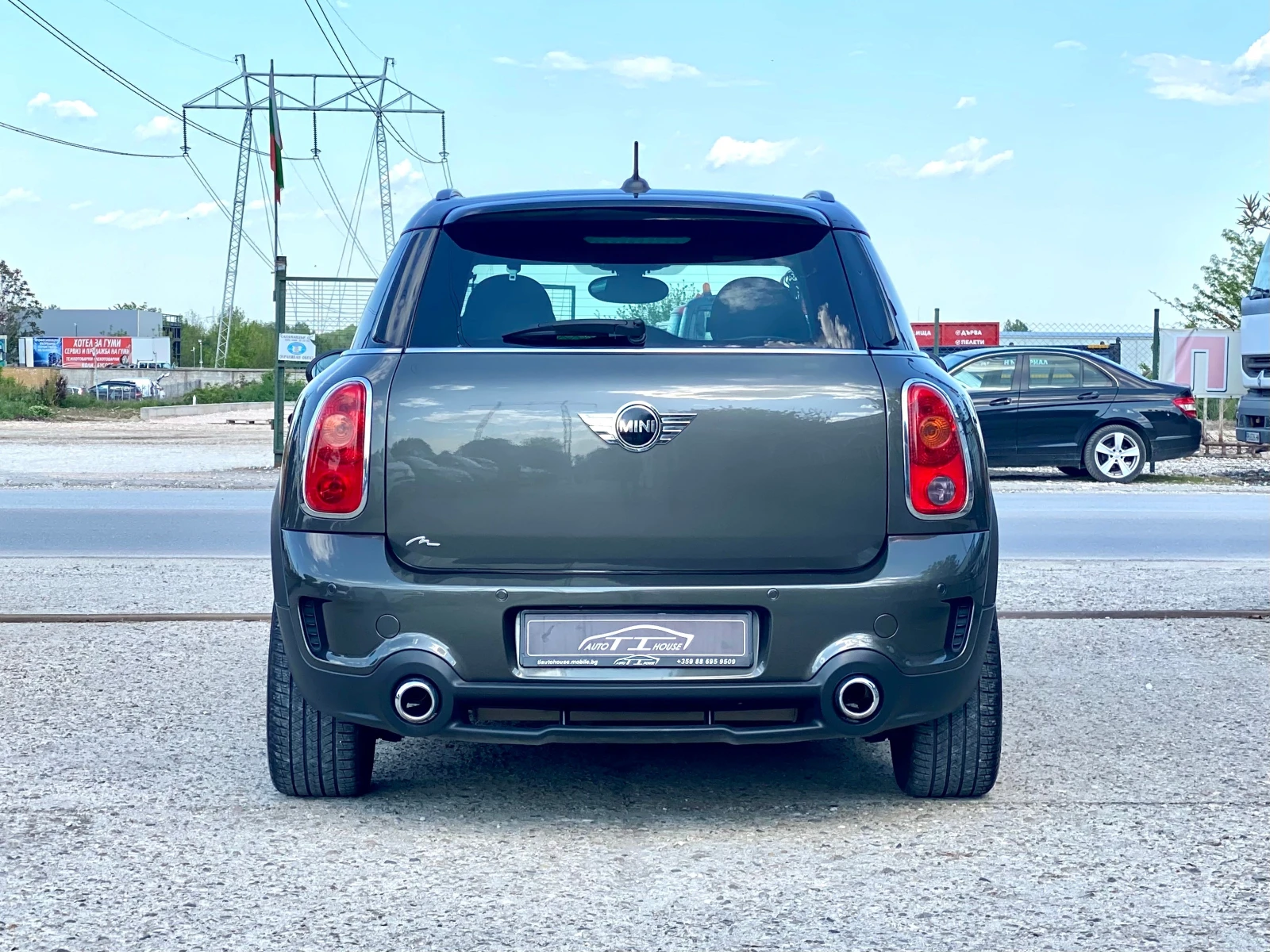 Mini Countryman SD* John Cooper Works* Key GO* Pano* Harman/Kardon, снимка 3 - Автомобили и джипове - 54428733