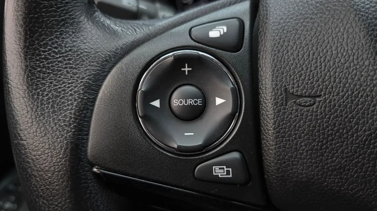 Honda Hr-v 1.8 Бензин, снимка 9 - Автомобили и джипове - 54958240