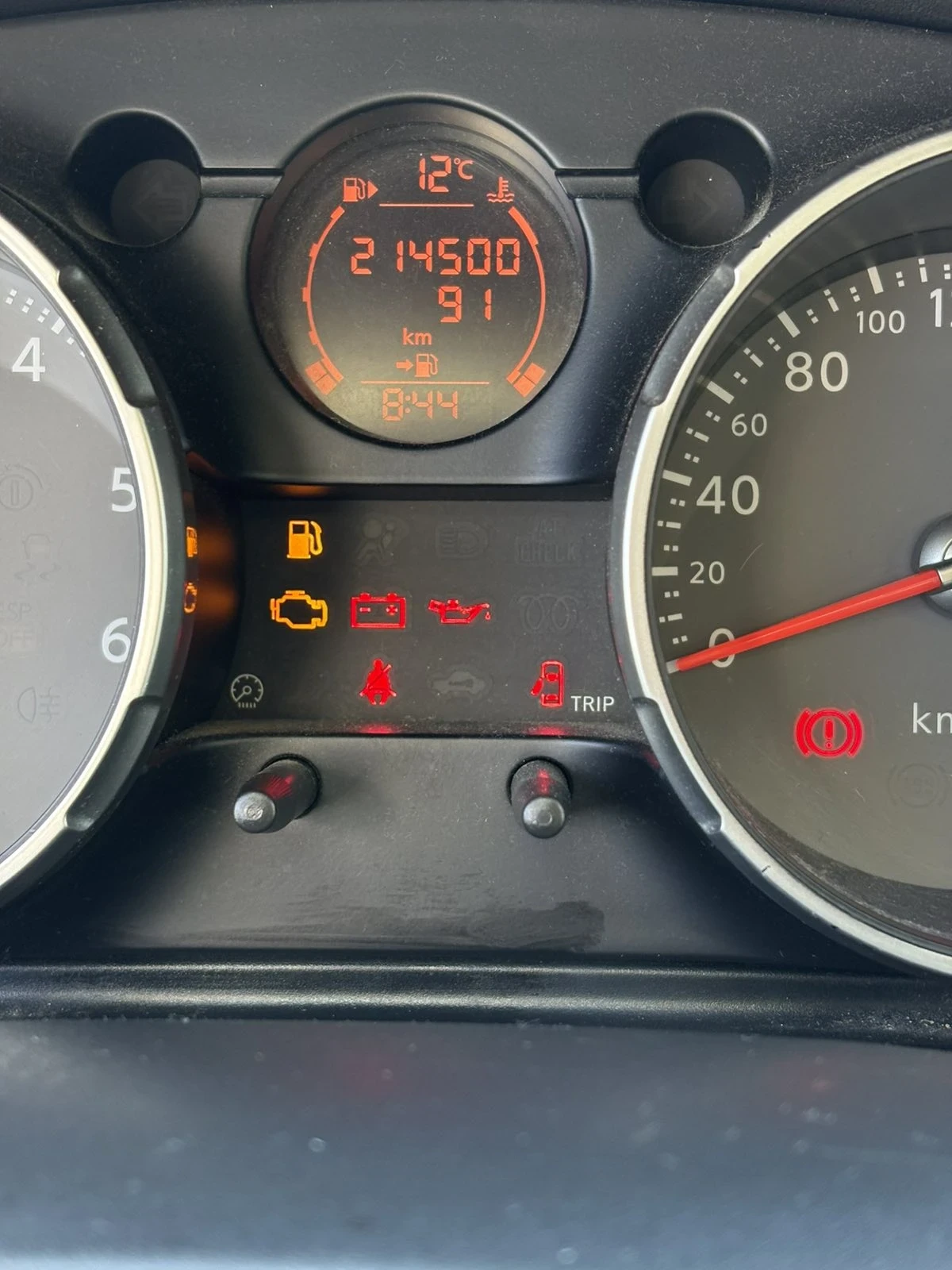 Nissan Qashqai, снимка 5 - Автомобили и джипове - 56176257