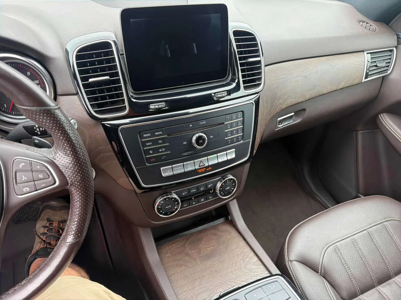 Mercedes-Benz GLE * 350d * CARFAX * БЕЗ ПЪРВОНАЧАЛНА ВНОСКА, снимка 9 - Автомобили и джипове - 56187459