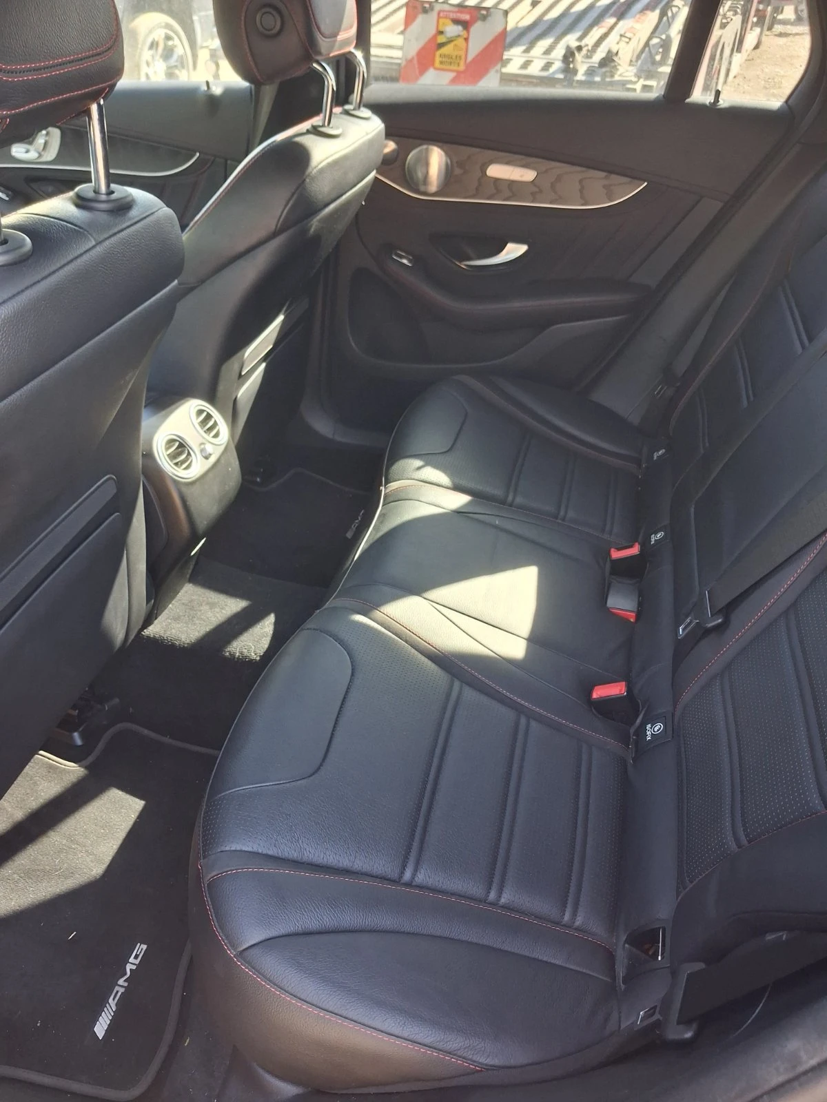 Mercedes-Benz GLC 43 AMG, снимка 4 - Автомобили и джипове - 56738440
