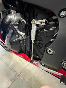 Honda Cbr 1000rrr SP Ohlins, снимка 12