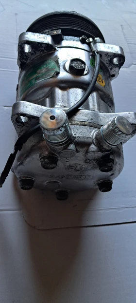 Компресор за климатик за Мерцедес Спринтер.,Iveco daily.MB Sprinter Air condition compresor, снимка 2