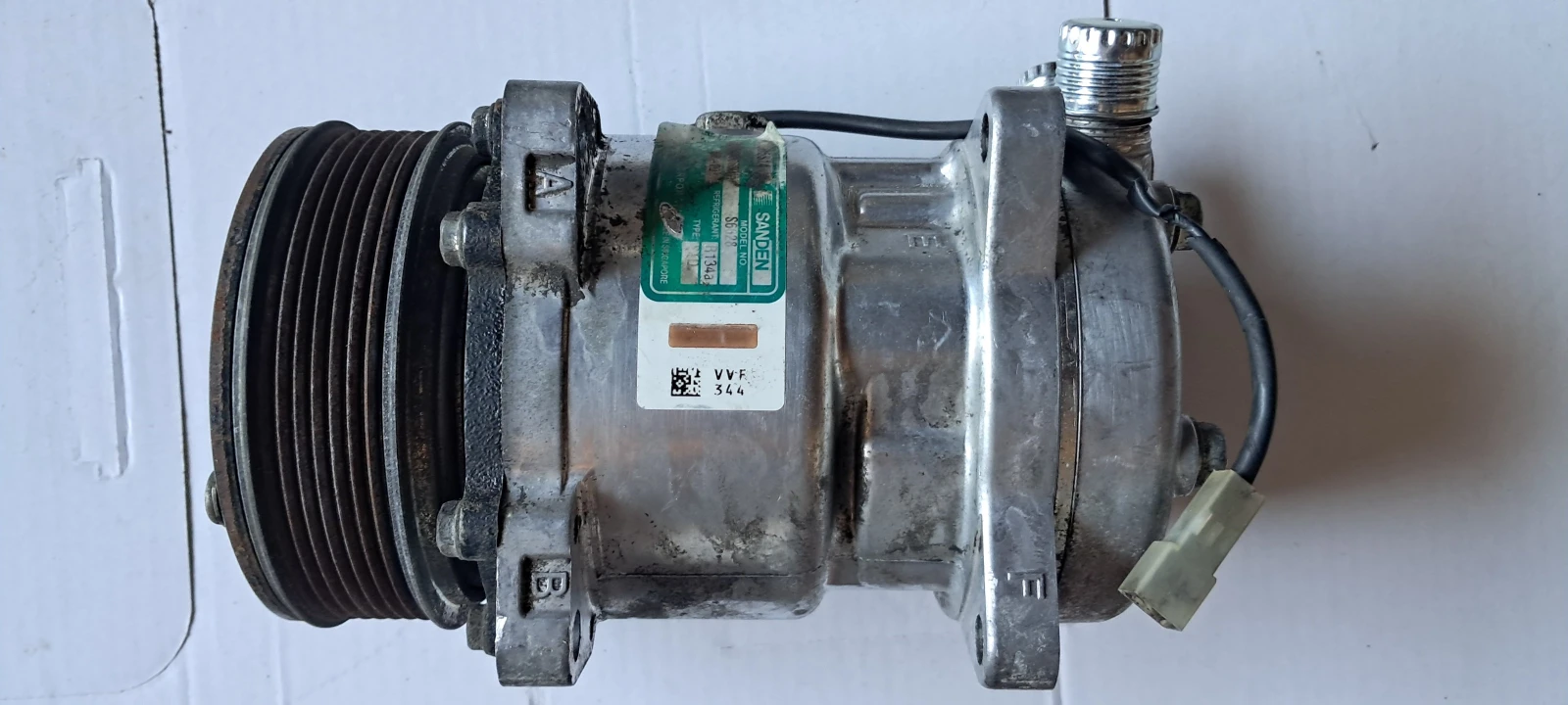 Компресор за климатик за Мерцедес Спринтер.,Iveco daily.MB Sprinter Air condition compresor