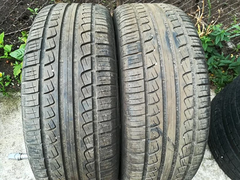 Гуми Летни 215/65R16, снимка 1 - Гуми и джанти - 21996409