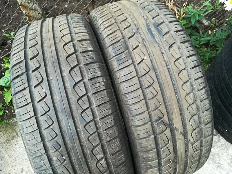 Гуми Летни 215/65R16, снимка 2 - Гуми и джанти - 21996409