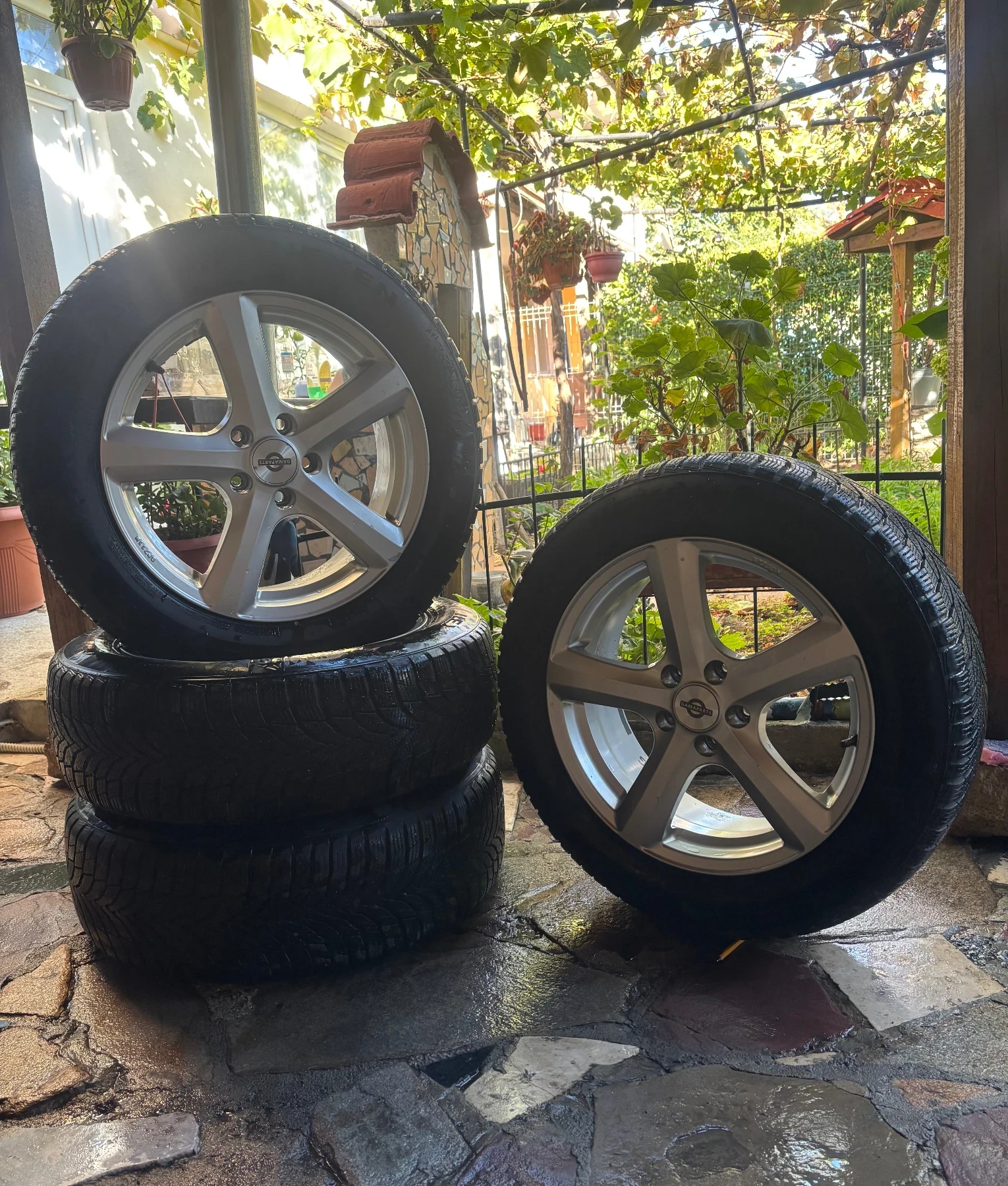 ���� � ������ 215/60R17 �� VW | Mobile.bg � ����������� 2