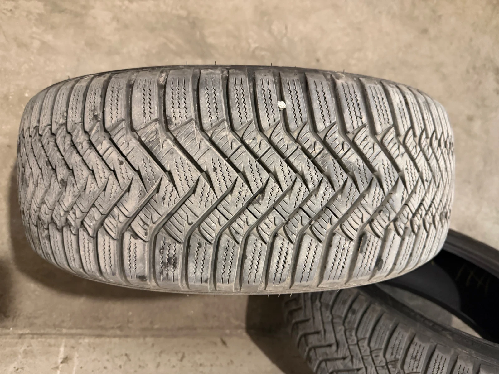 Гуми Зимни 205/55R16