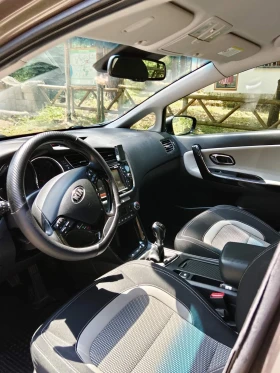 Kia Ceed, снимка 9