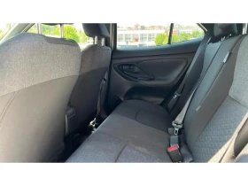 Toyota Yaris Cross 1.5h Chic | Mobile.bg    16
