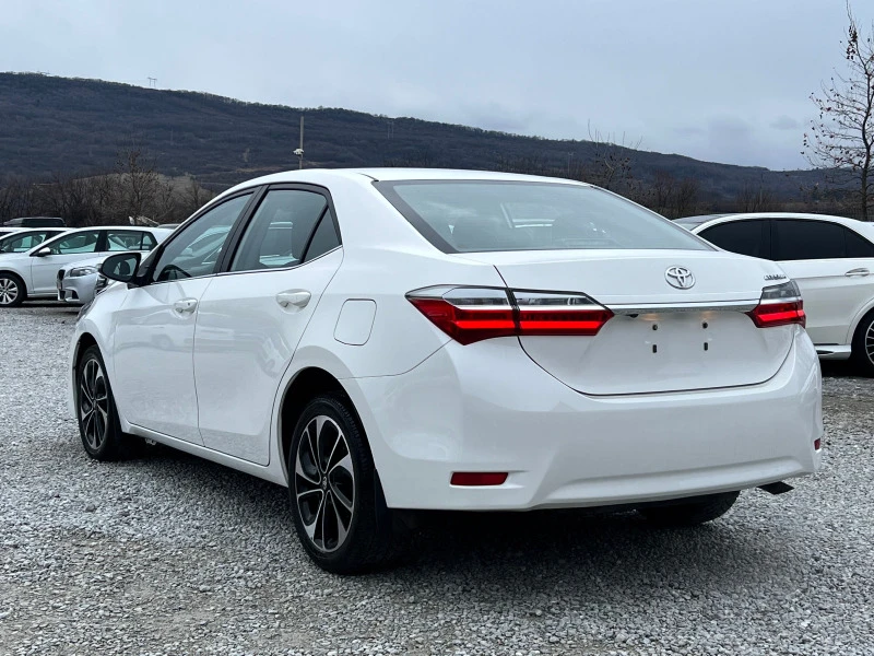 Toyota Corolla 1.6 VVT-i FACELIFT , снимка 6 - Автомобили и джипове - 44265440