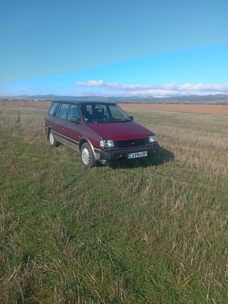 Mitsubishi Space wagon Ван, снимка 1 - Автомобили и джипове - 47914370