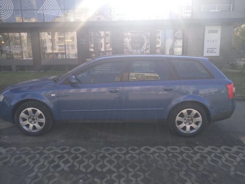 Audi A4 2.0, снимка 8 - Автомобили и джипове - 49012602