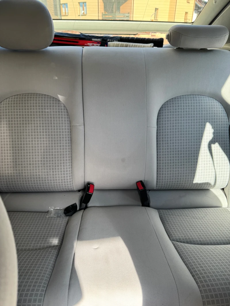 Mercedes-Benz C 220 Sport coupe, снимка 7 - Автомобили и джипове - 52067454