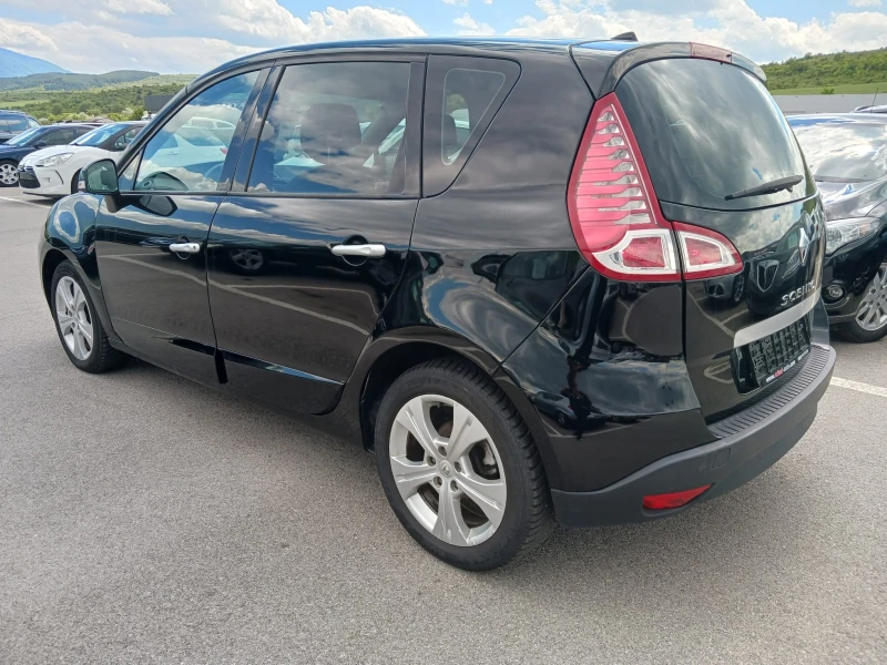 Renault Scenic 1.5 dci , снимка 6 - Автомобили и джипове - 50359293