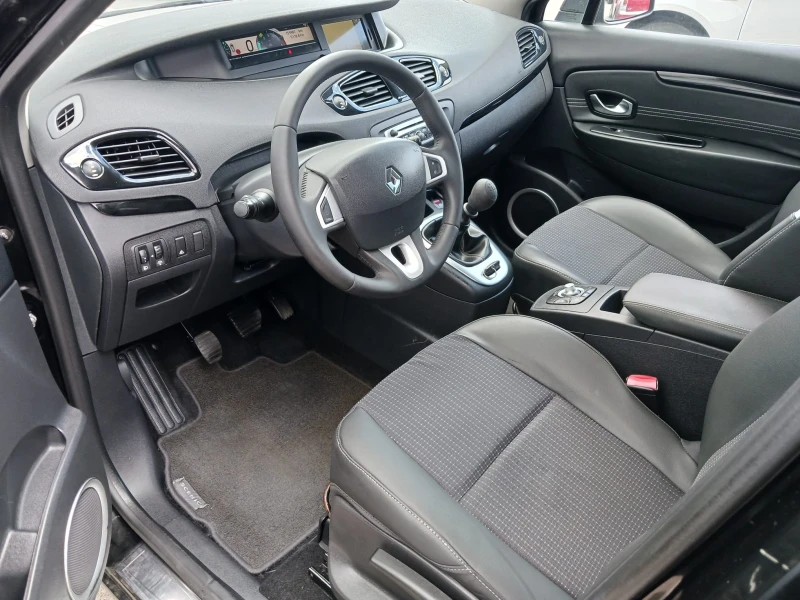 Renault Scenic 1.5 dci , снимка 7 - Автомобили и джипове - 50359293