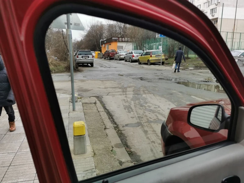 Dacia Logan, снимка 4 - Автомобили и джипове - 51234970