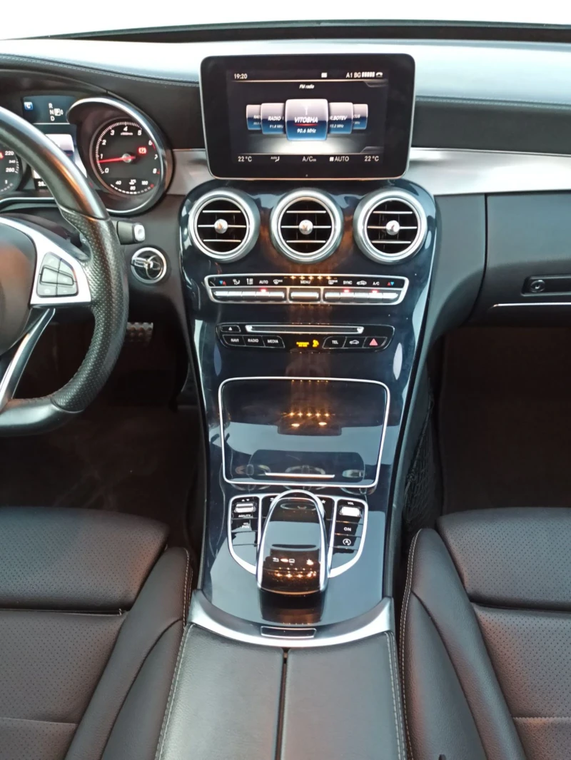 Mercedes-Benz C 200, снимка 10 - Автомобили и джипове - 51645966