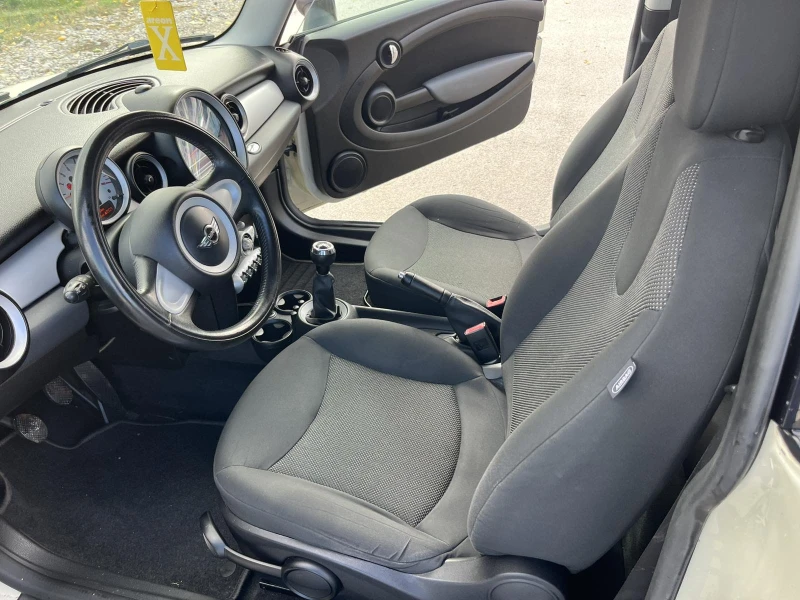 Mini One 1.6I 6 СКОРОСТИ EURO 5A FACE КЛИМАТИК , снимка 8 - Автомобили и джипове - 52169679