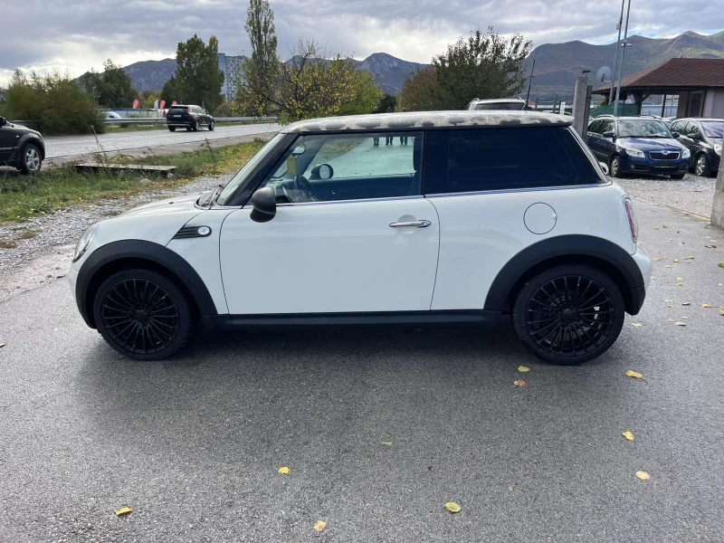 Mini One 1.6I 6 СКОРОСТИ EURO 5A FACE КЛИМАТИК , снимка 6 - Автомобили и джипове - 52169679