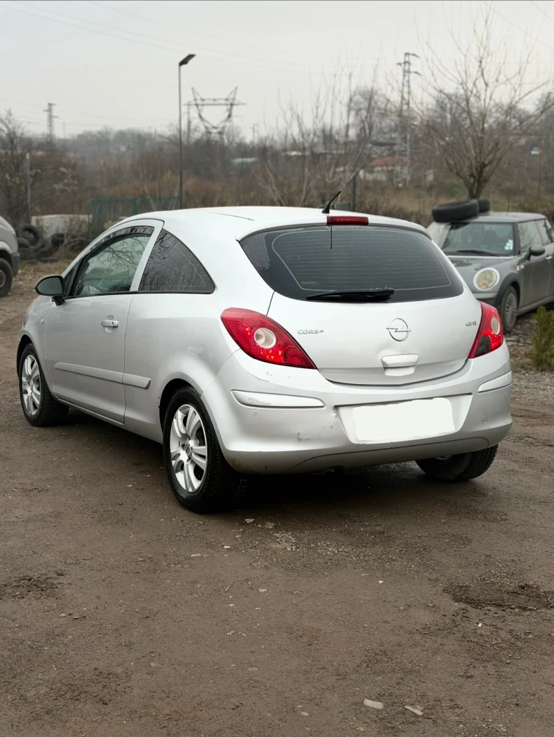 Opel Corsa 1.3 CDTI 90 к.с., снимка 3 - Автомобили и джипове - 52804153