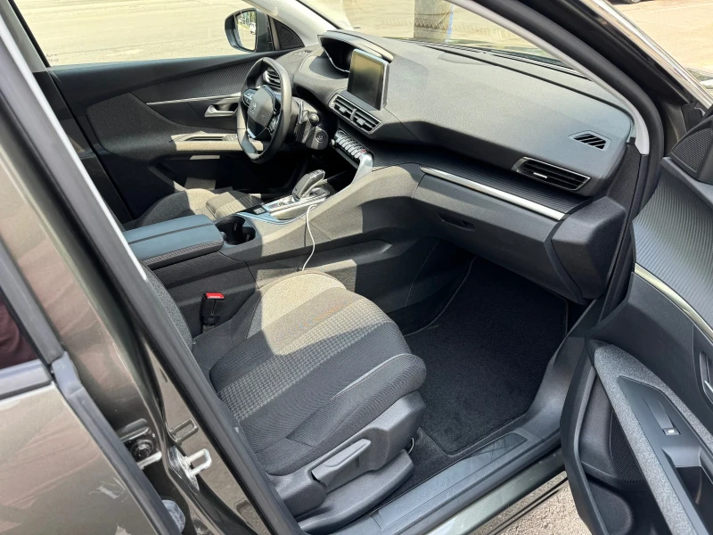 Peugeot 3008 1.5 HDI TOP, снимка 4 - Автомобили и джипове - 52883754