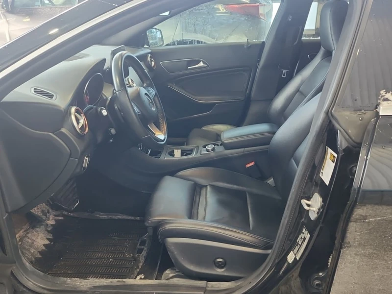 Mercedes-Benz CLA * 250 * CARFAX * БЕЗ ПЪРВОНАЧАЛНА ВНОСКА, снимка 5 - Автомобили и джипове - 53162020