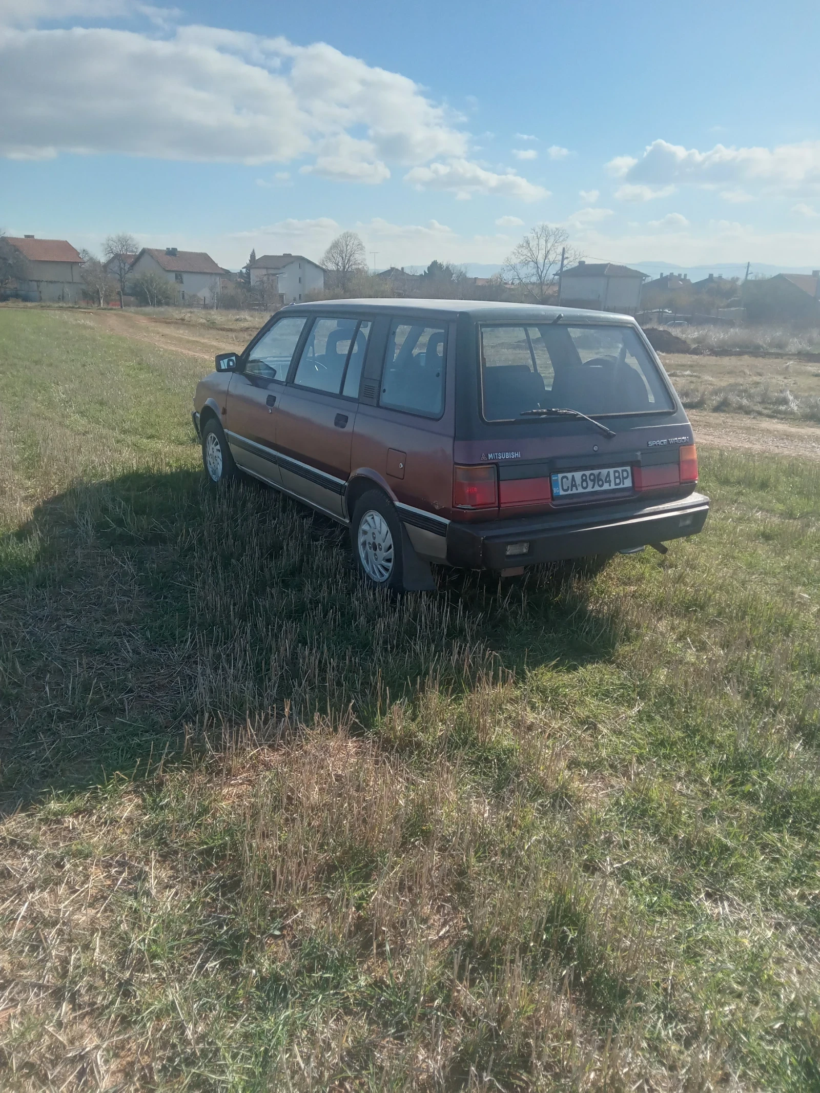 Mitsubishi Space wagon Ван - изображение 4