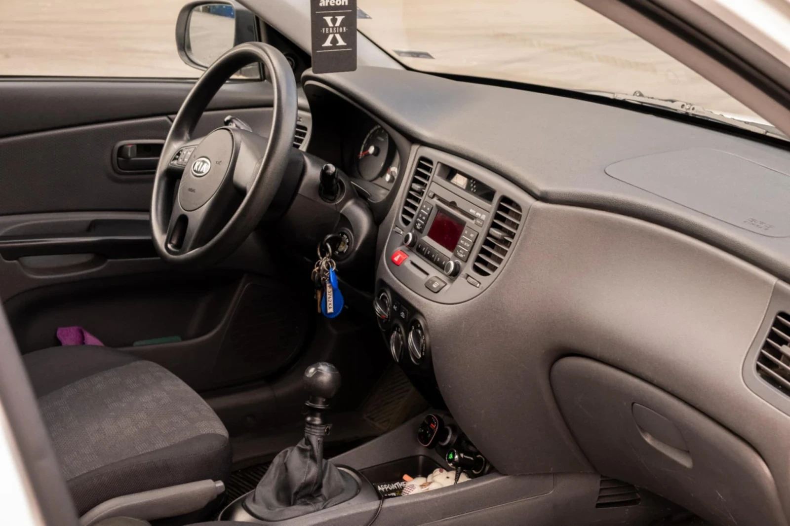 Kia Rio  - изображение 7