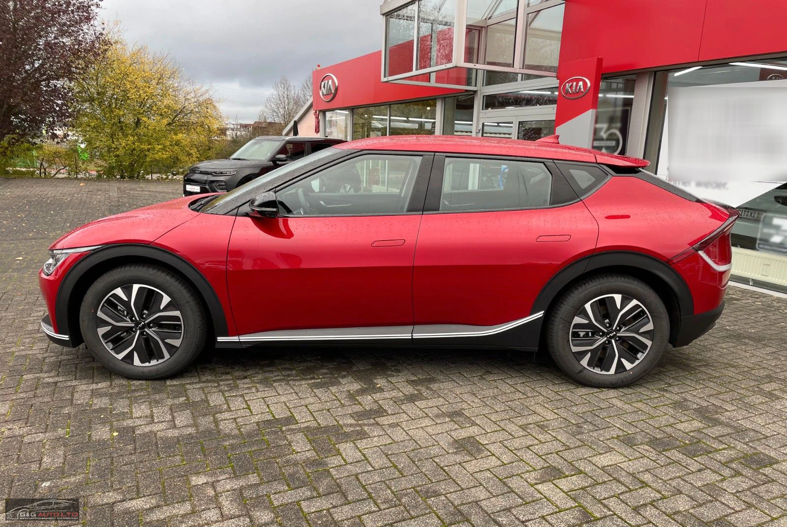 Kia EV6 170HP/NAVI/CAM/LED/AMBI/KLESS/CARPLAY/353v - изображение 2