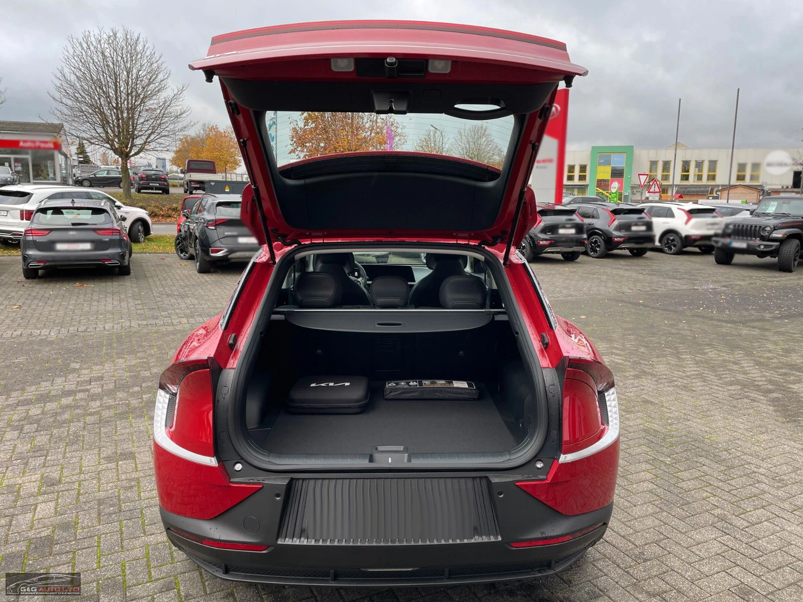 Kia EV6 170HP/NAVI/CAM/LED/AMBI/KLESS/CARPLAY/353v - изображение 9
