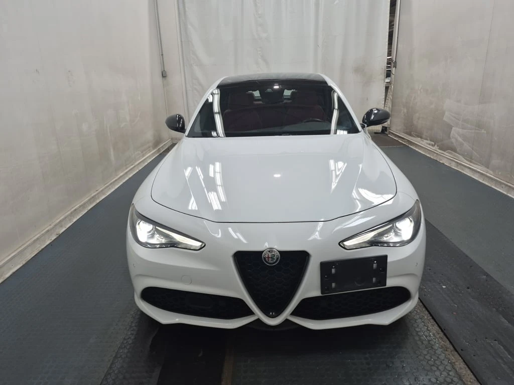 Alfa Romeo Giulia * TI SPORT * CARFAX *  - изображение 9