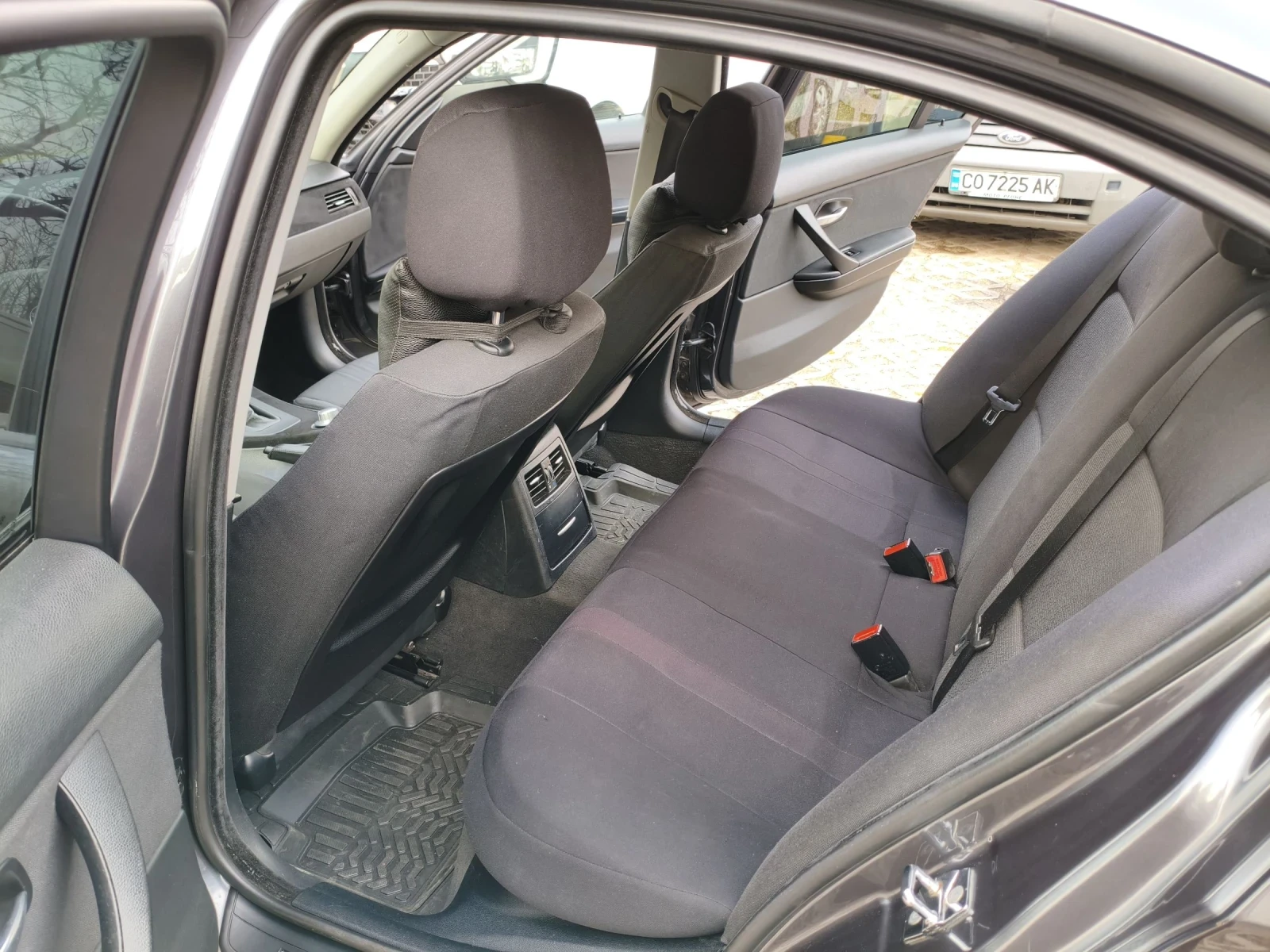 BMW 320  - изображение 9