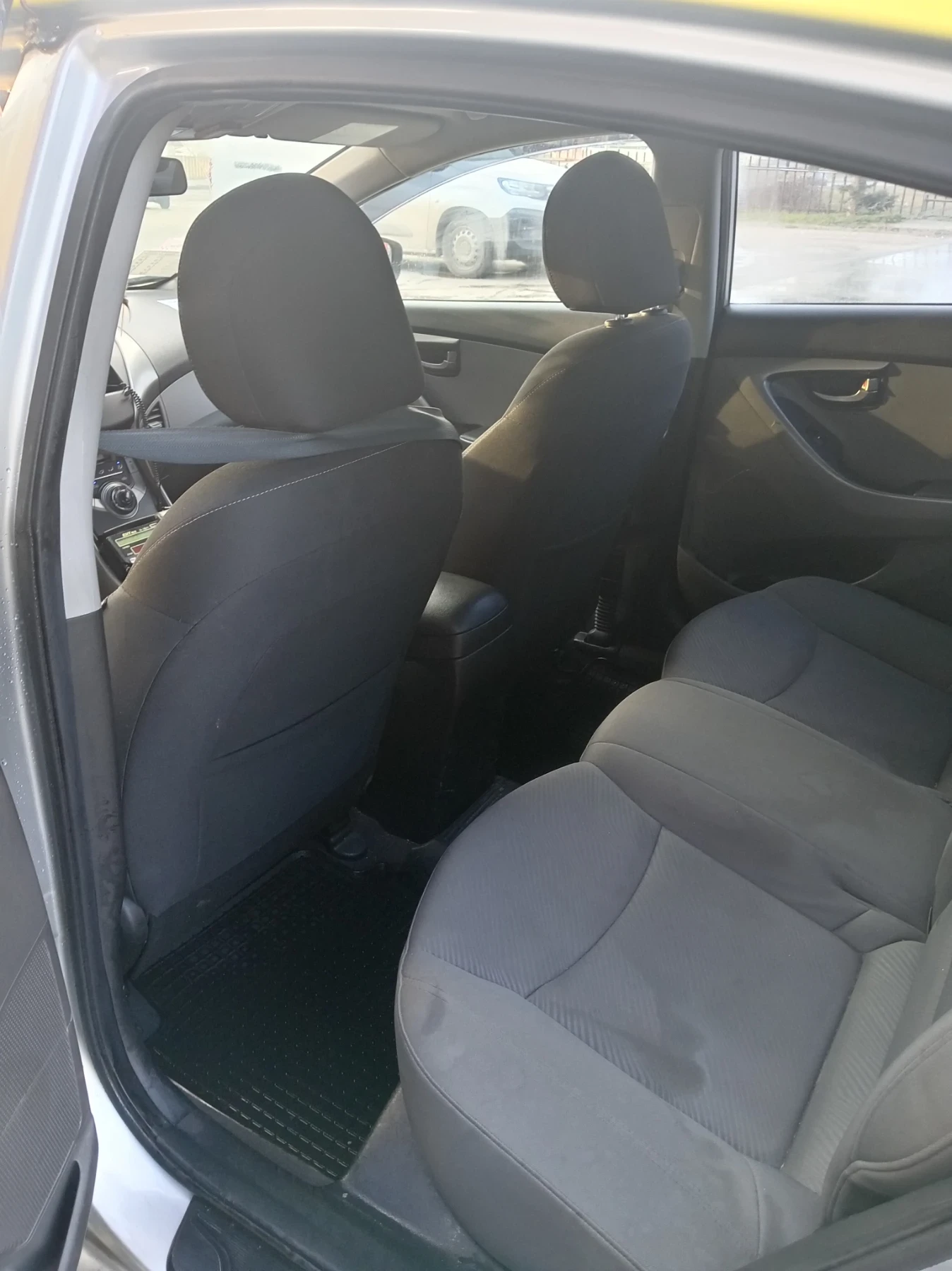 Hyundai Elantra | Mobile.bg � ����������� 8