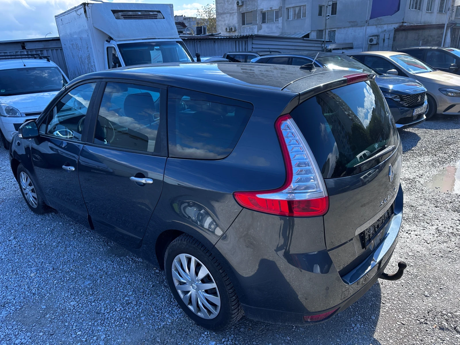 Renault Grand scenic 1.6 Дизел 130к 2011г Австрия, снимка 6 - Автомобили и джипове - 54384110