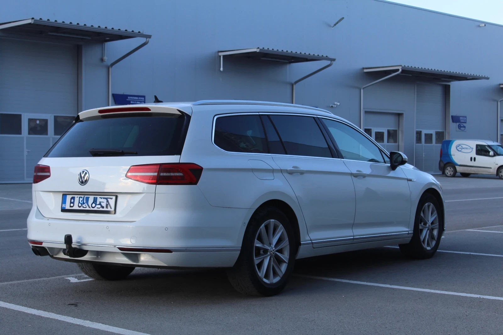 VW Passat 4motion | FULL LED | Ergo | Distronic, снимка 6 - Автомобили и джипове - 54402428