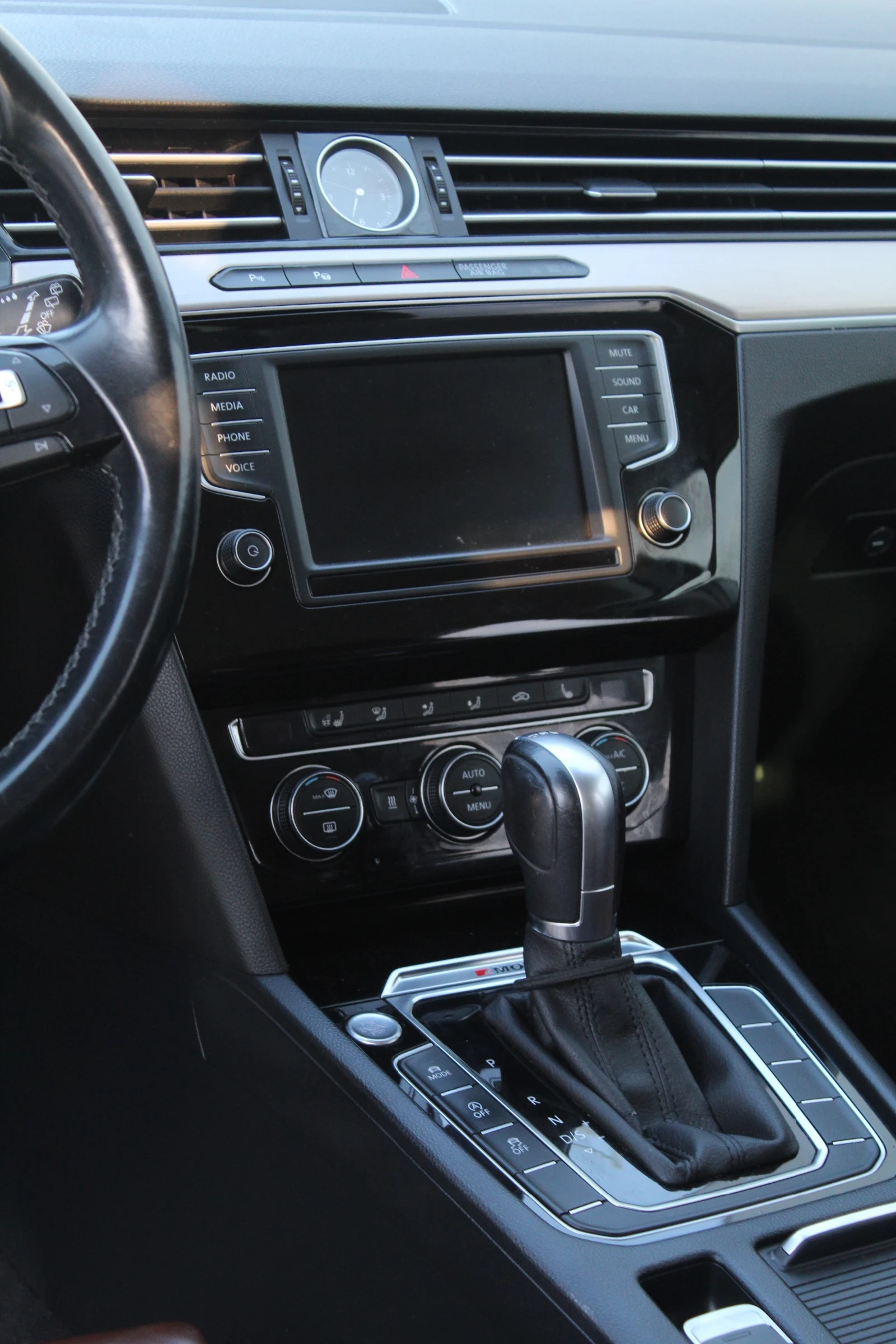 VW Passat 4motion | FULL LED | Ergo | Distronic, снимка 9 - Автомобили и джипове - 54402428
