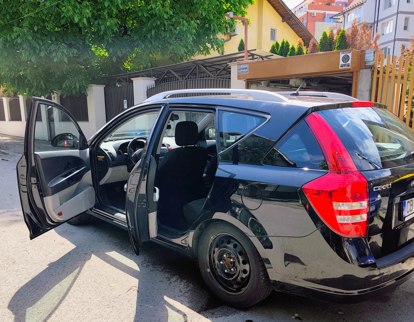 Kia Ceed, снимка 5 - Автомобили и джипове - 54665417