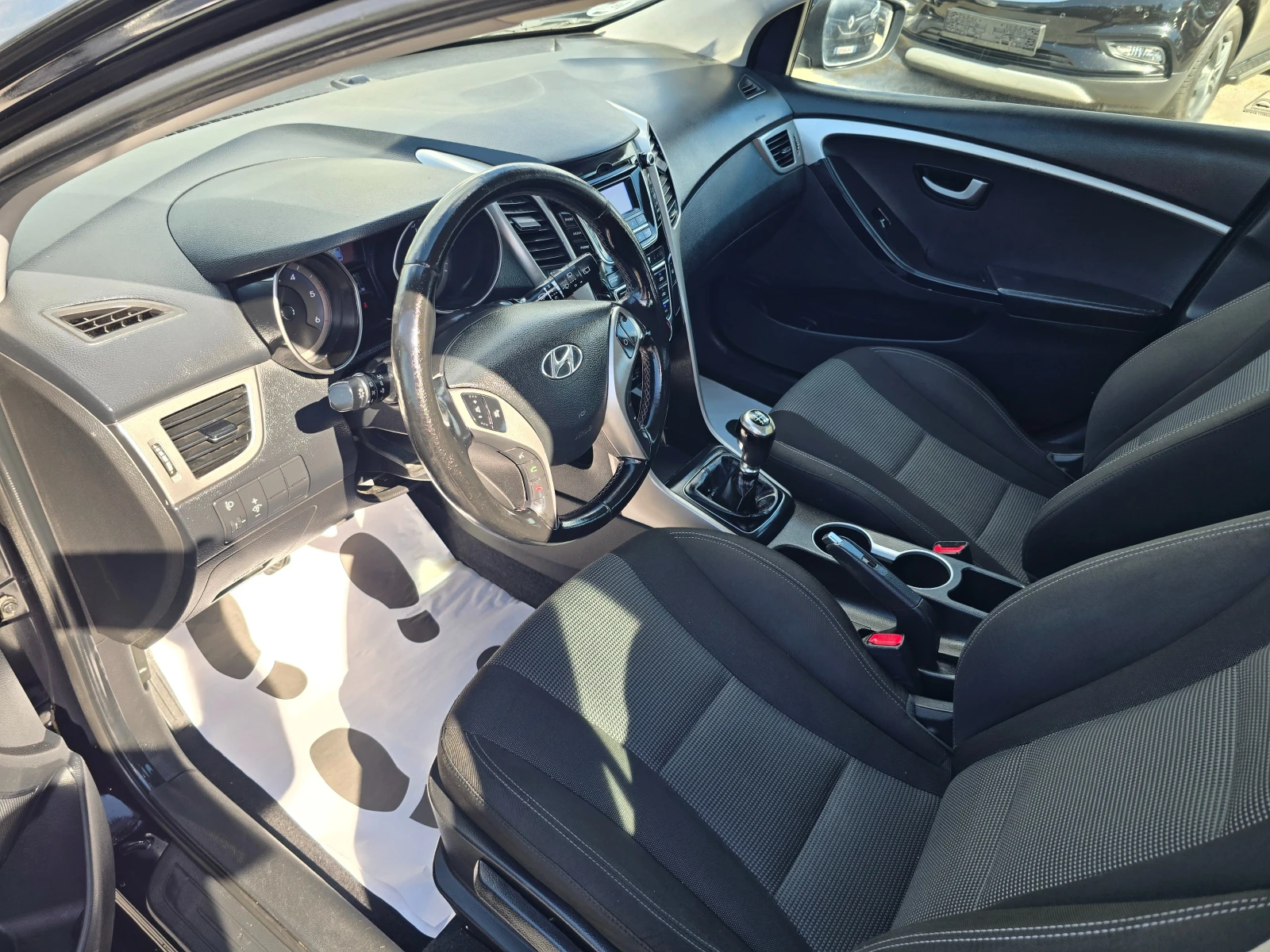 Hyundai I30 1.4CRDI-90K.C | Mobile.bg � ����������� 9