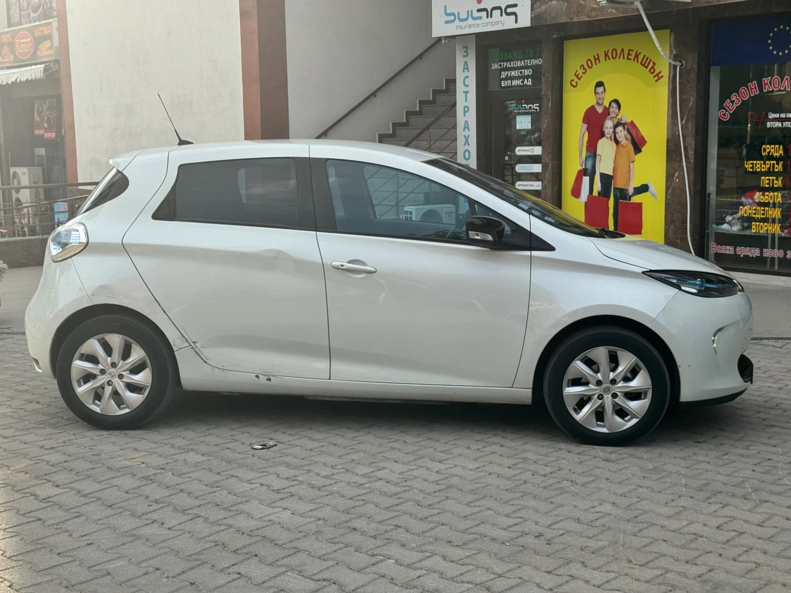 Renault Zoe 65000, снимка 4 - Автомобили и джипове - 54757279