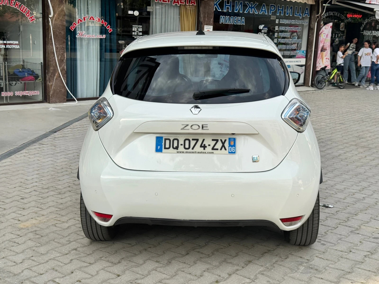 Renault Zoe 65000, снимка 6 - Автомобили и джипове - 54757279