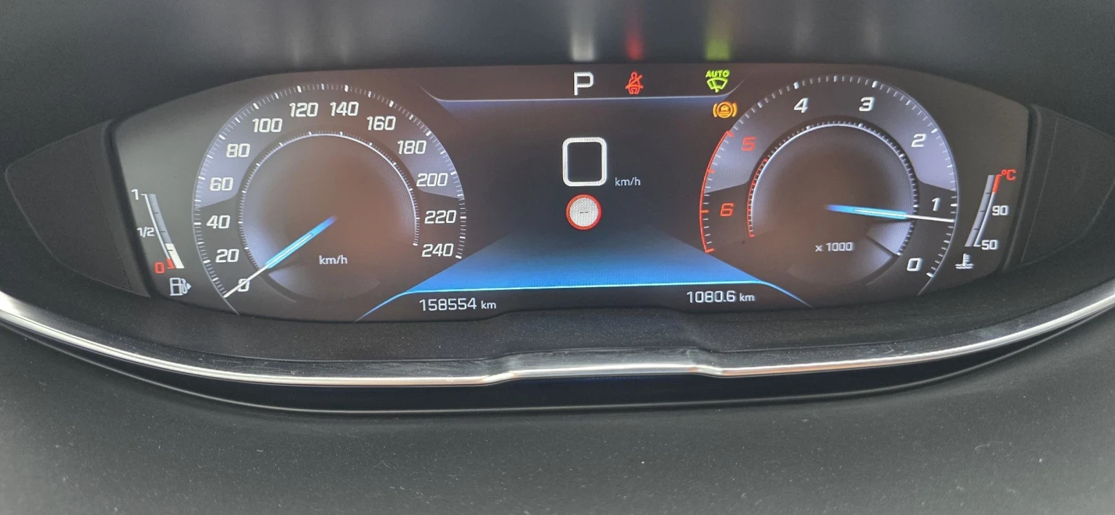 Peugeot 3008 1.5 HDI-GT Line-Automat-Full Led, снимка 10 - Автомобили и джипове - 54800135