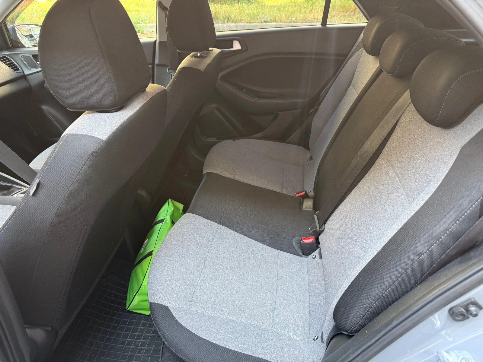 Hyundai I20, снимка 7 - Автомобили и джипове - 55337335