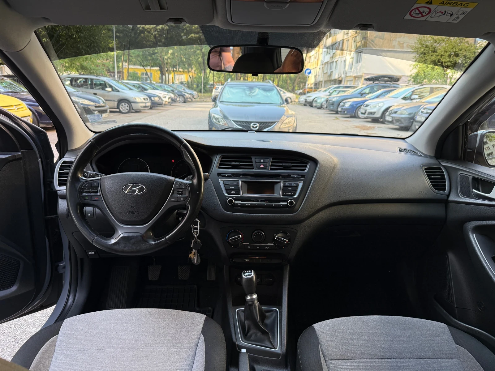 Hyundai I20, снимка 6 - Автомобили и джипове - 55337335